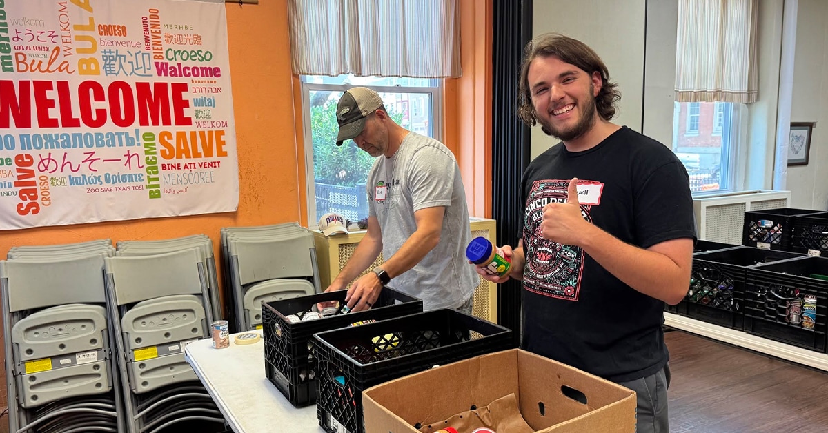 Networking Pros Volunteering at New Journey Community Outreach